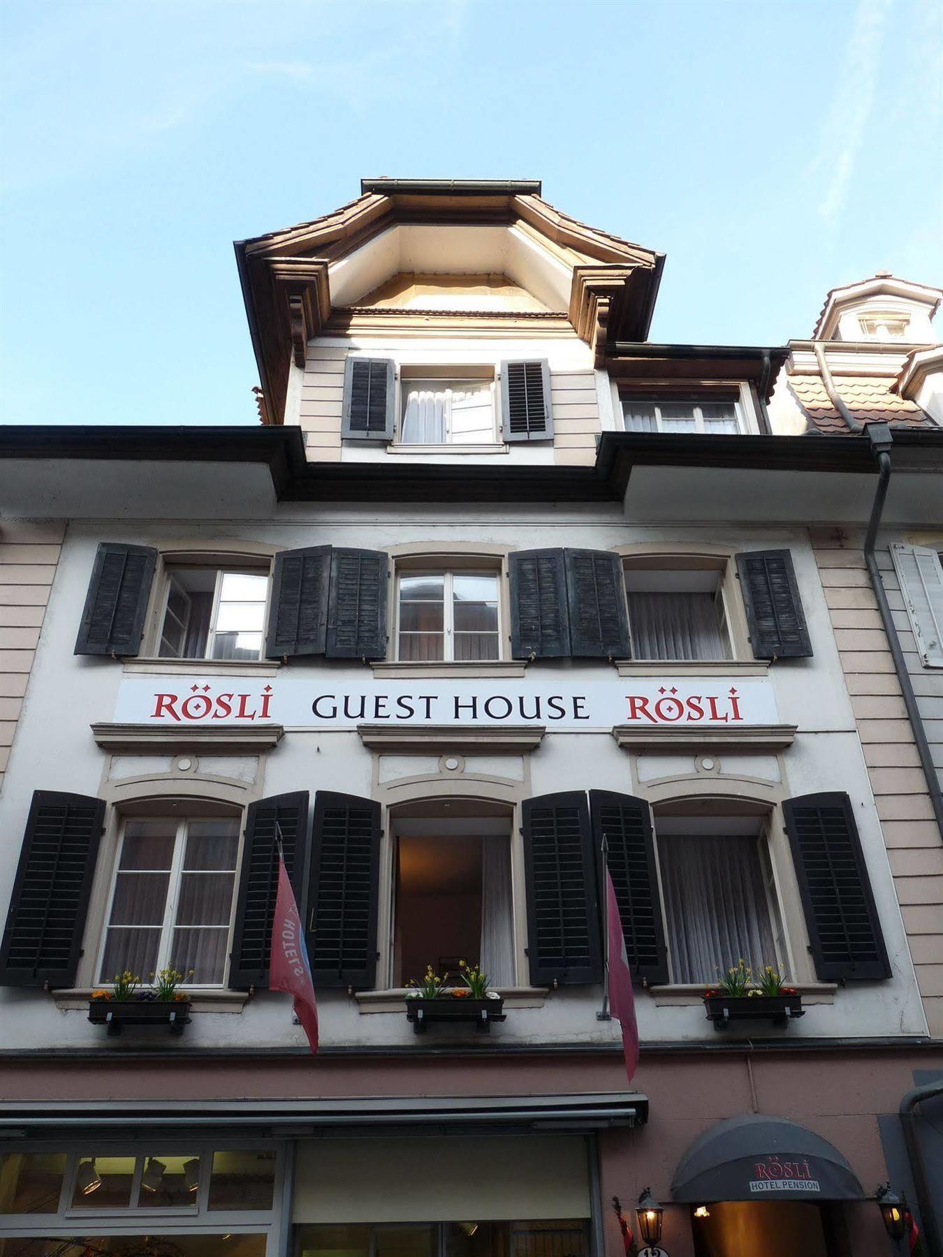 Roesli Lucerna